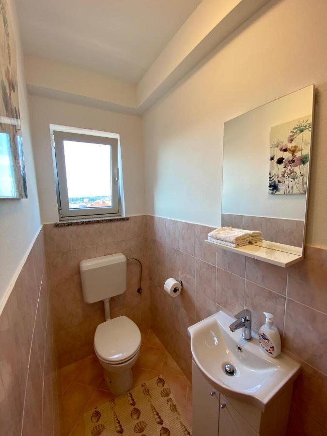 Penthouse Cityview Пула Екстер'єр фото